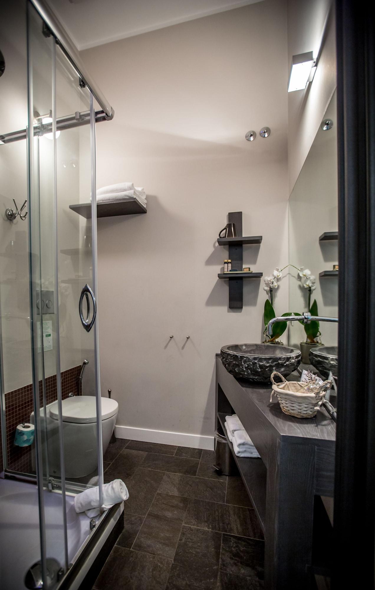Chic & Town Luxury Bed & Breakfast