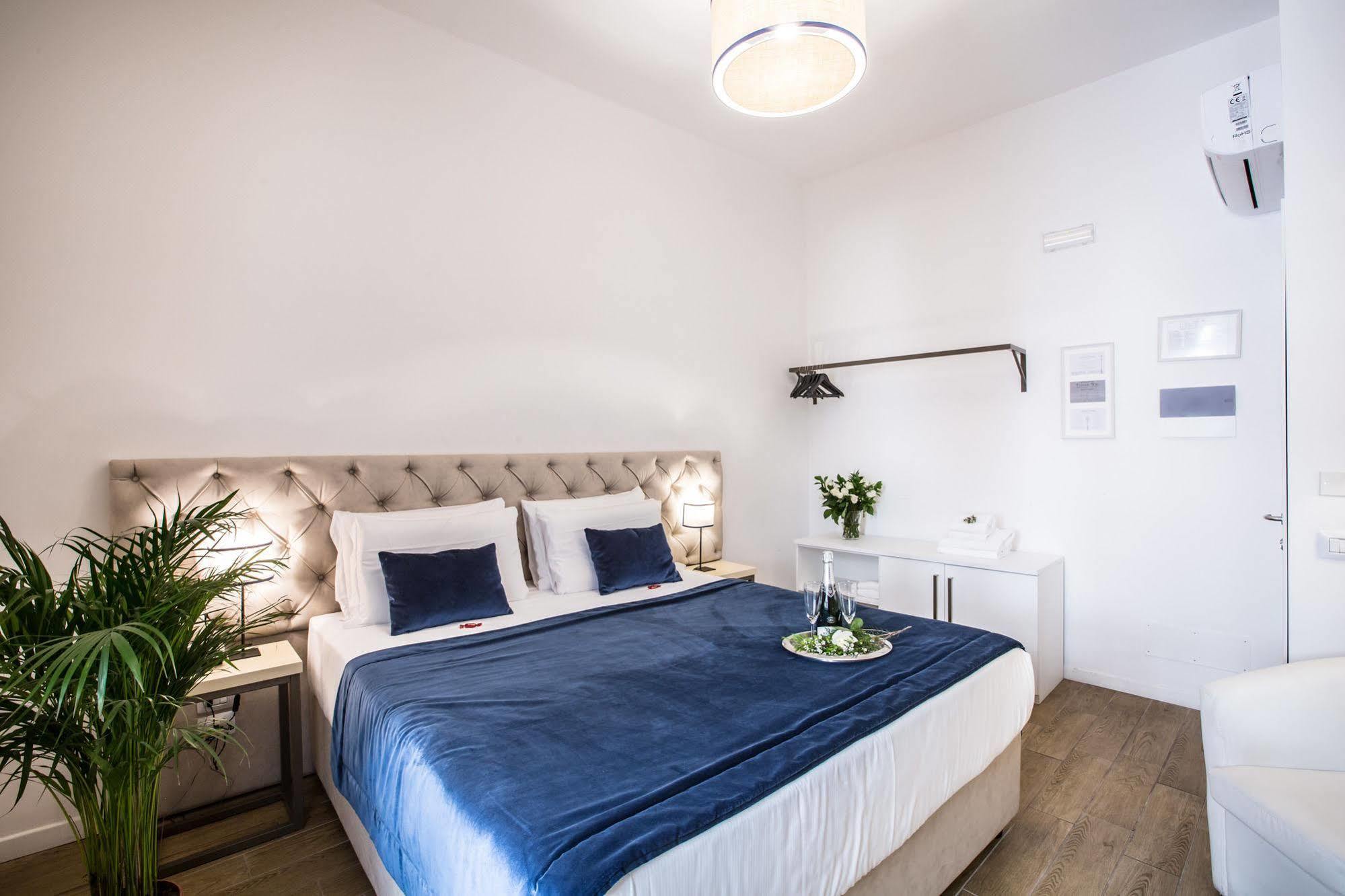 Chic & Town Luxury 2* Roma